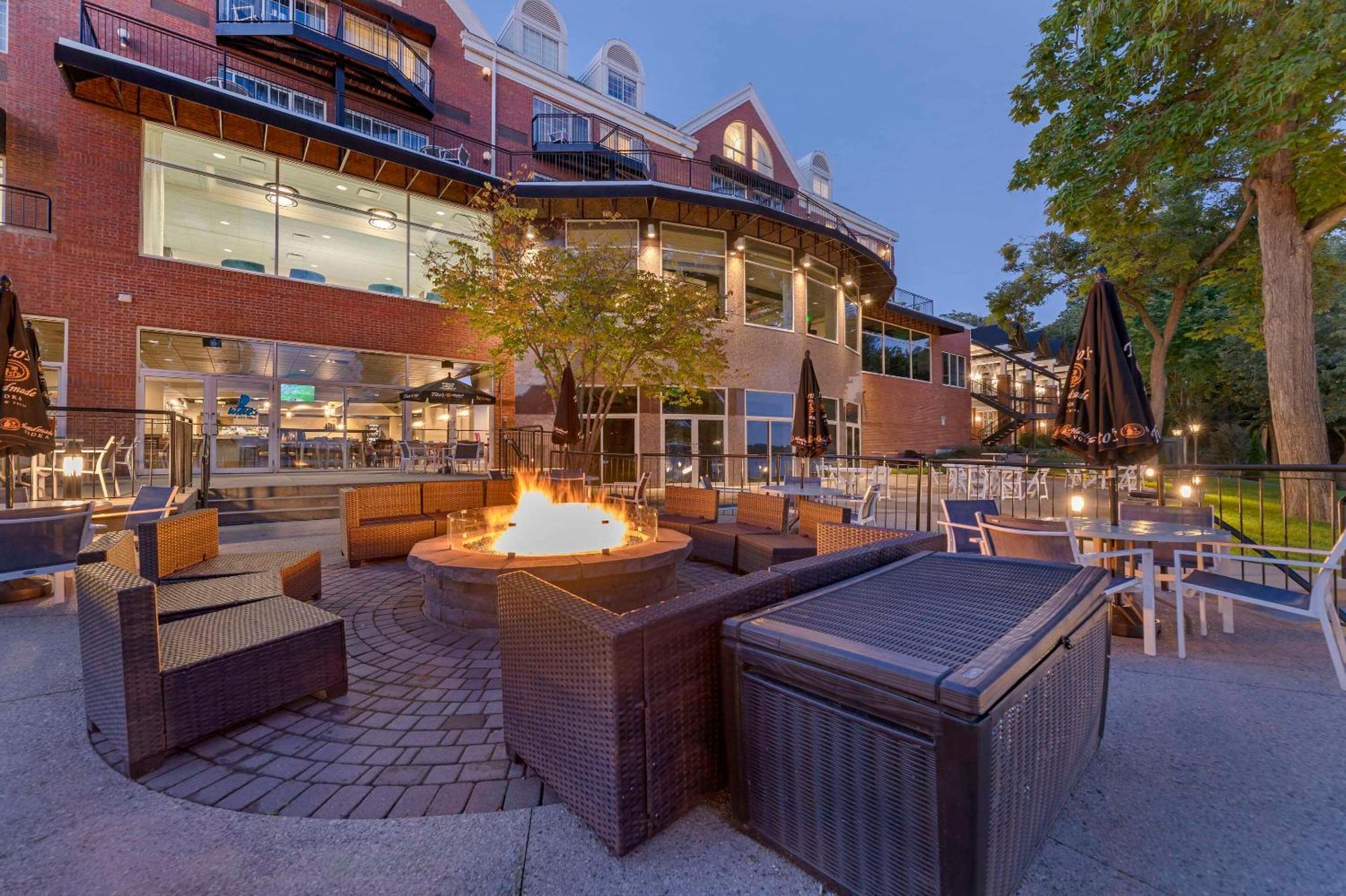 Heidel House And Conference Center, Ascend Collection Hotel 3*